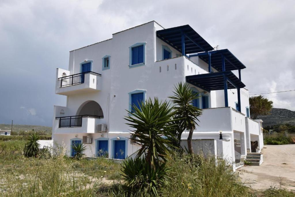 Palmos Self-Catering Apartment With Sea View Кастраки Экстерьер фото